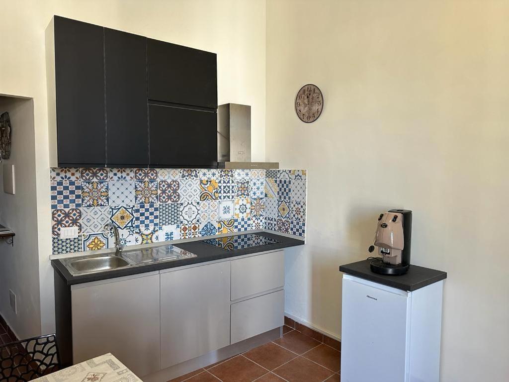 7 Cannelle Guest House イゼルニア エクステリア 写真
