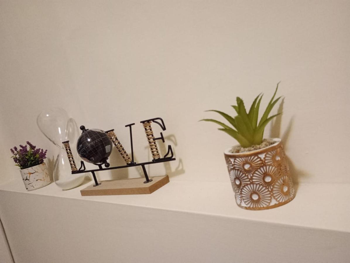 7 Cannelle Guest House イゼルニア エクステリア 写真